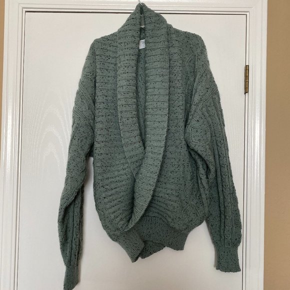 vintage valentino cable knit sweater